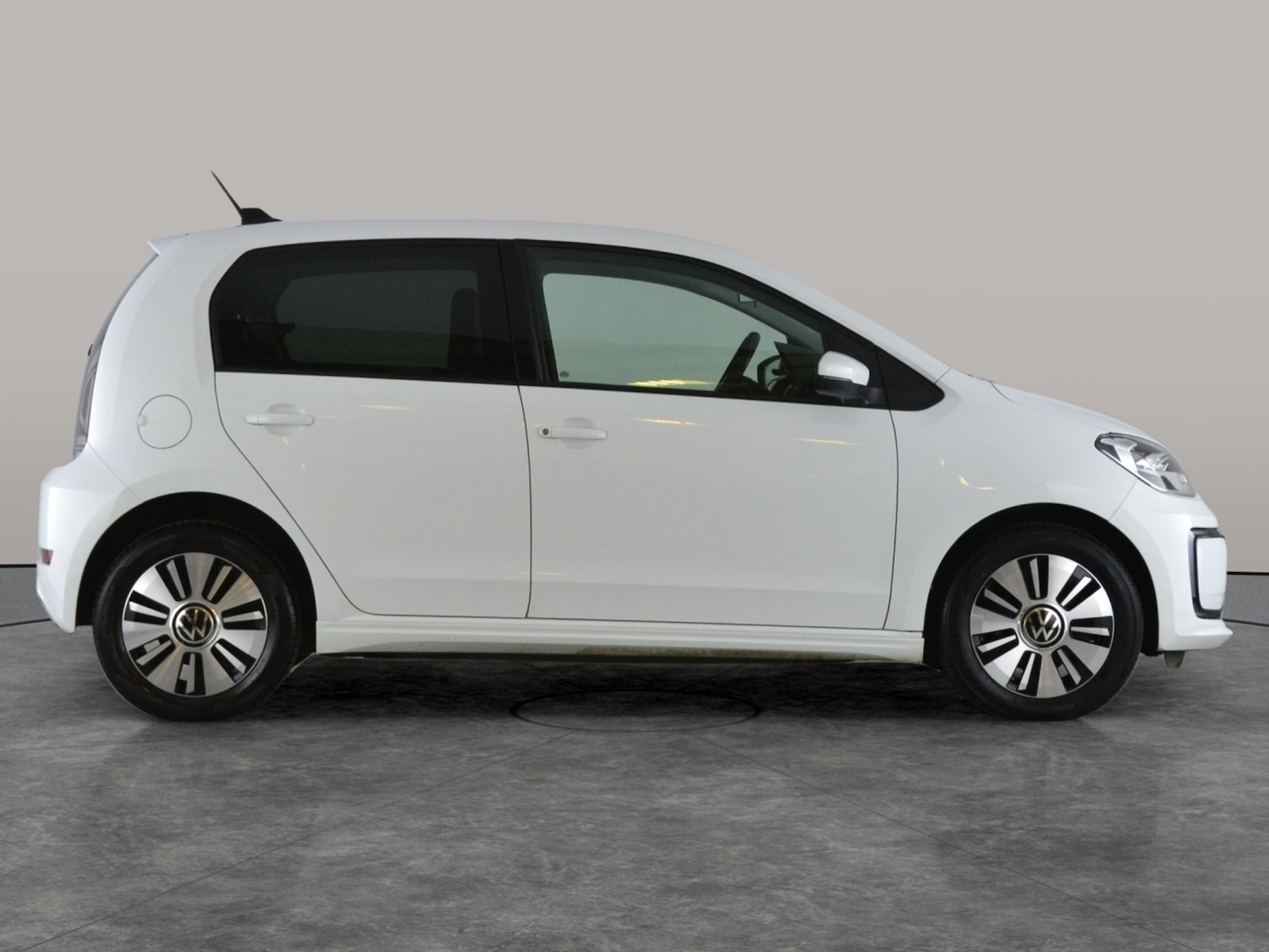 Used Volkswagen up! 2021 for sale - 77318588: Photo 9