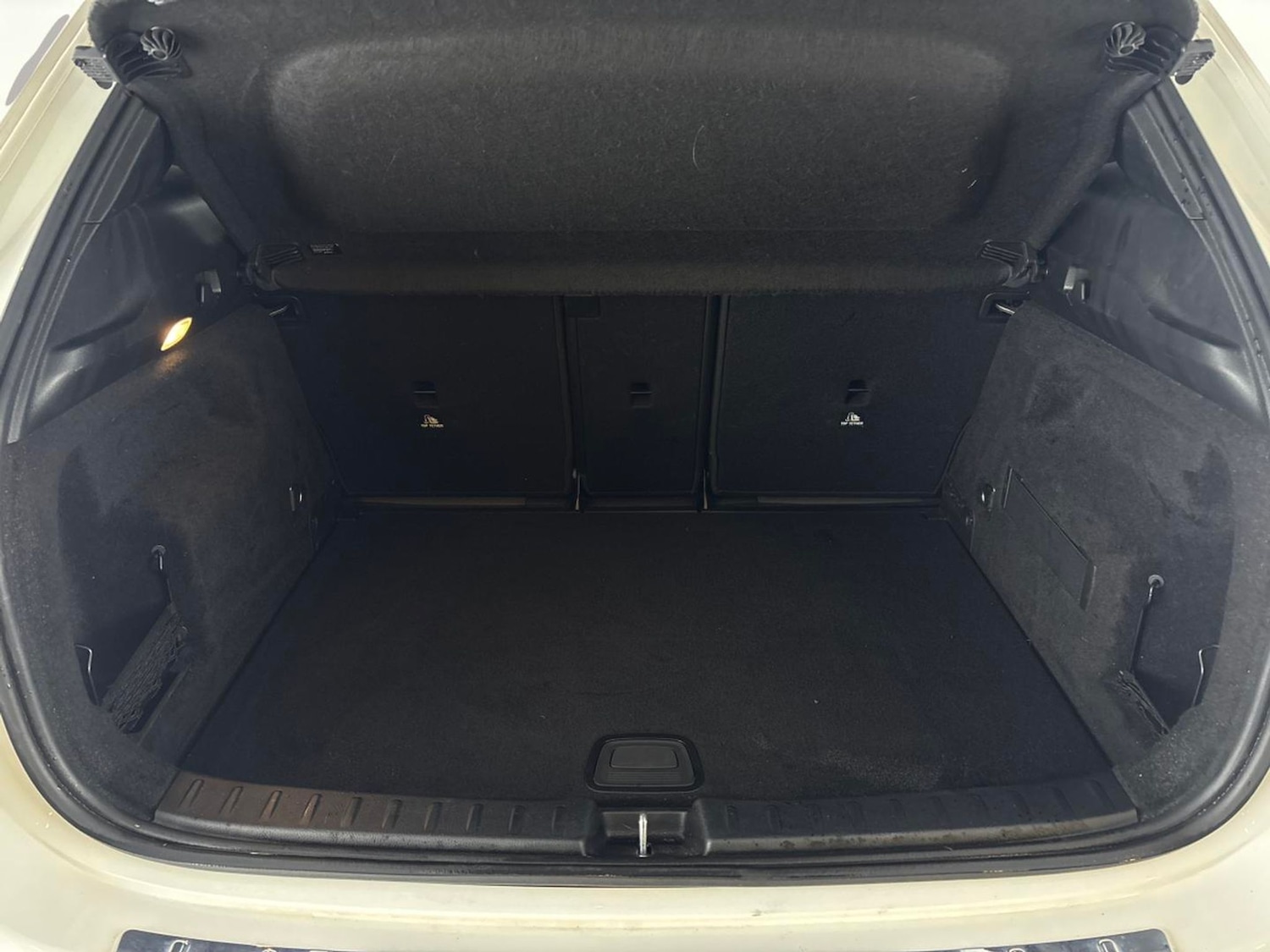 Used Mercedes-Benz GLA 2021 for sale - 77104421: Photo 39