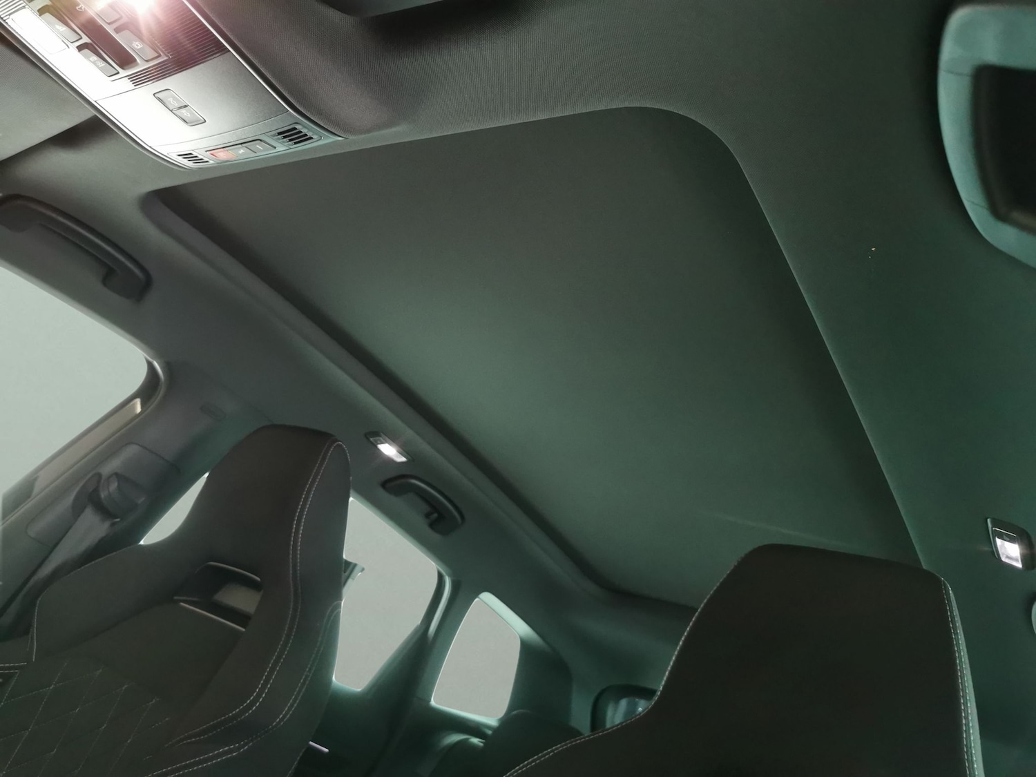 Used Skoda Karoq 2024 for sale - 77347455: Photo 5