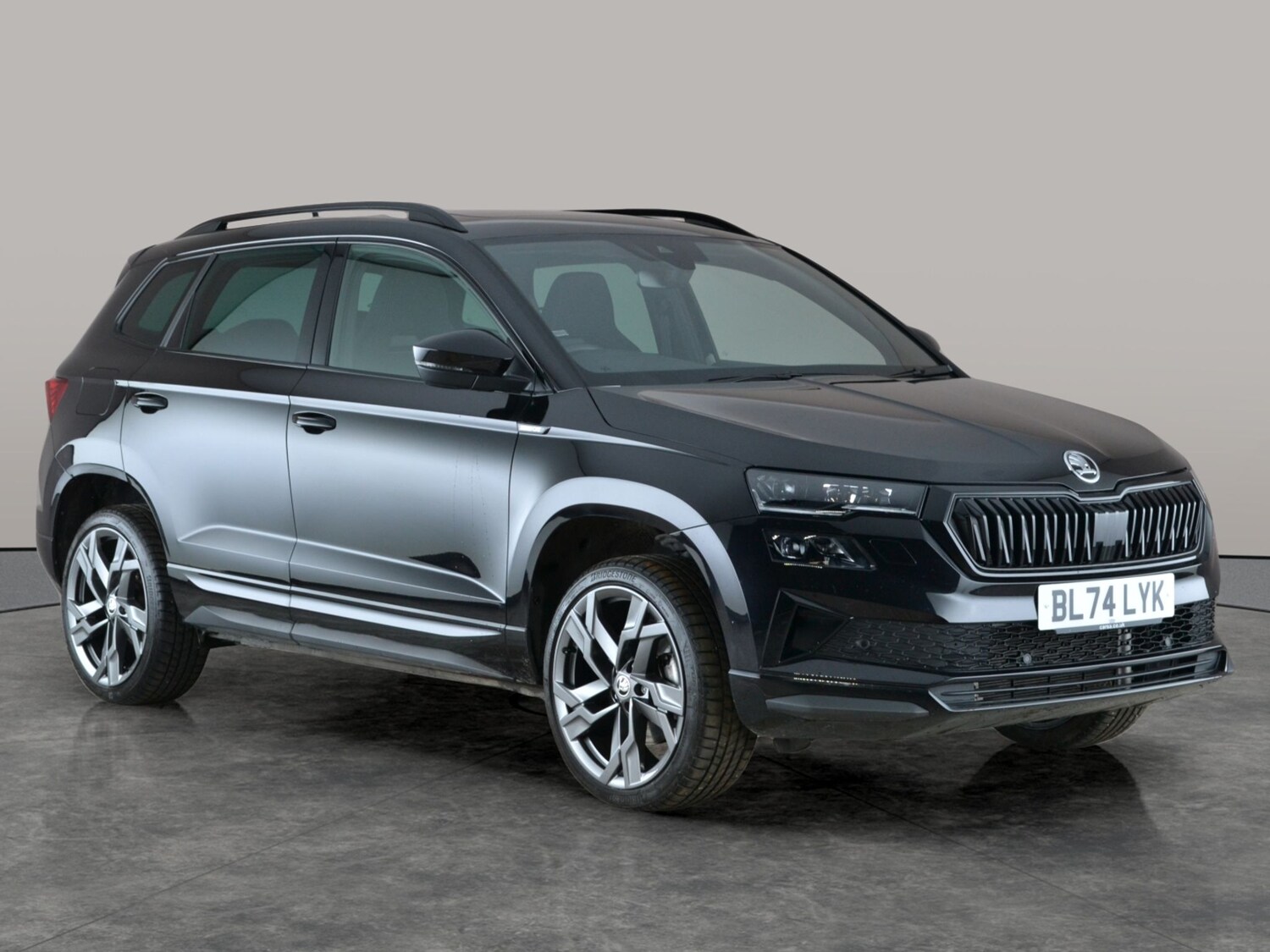 Used Skoda Karoq 2024 for sale - 77347455: Photo 9