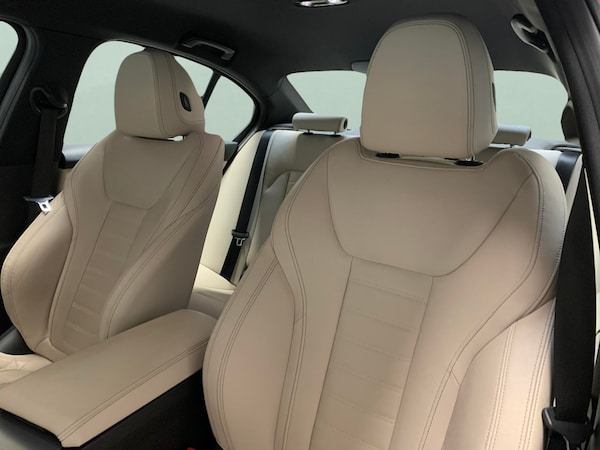 Used BMW 3 Series 2021 for sale - 76222230: Photo 6