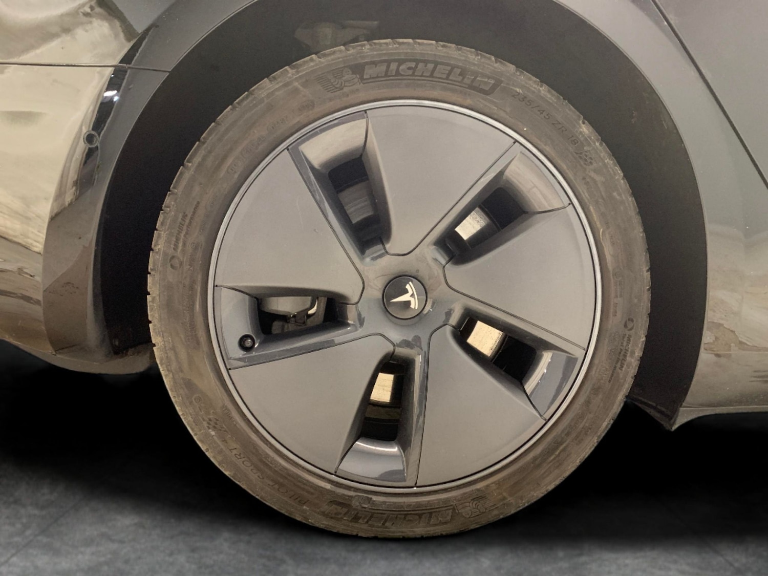 Used Tesla Model 3 2021 for sale - 76439579: Photo 32