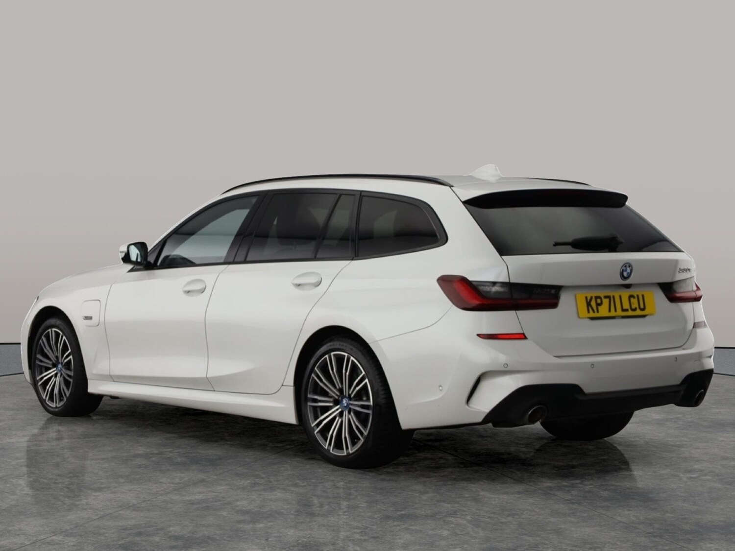 Used BMW 3 Series 2021 for sale - 77350879: Photo 8