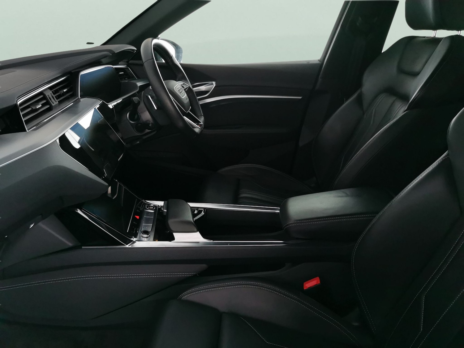 Used Audi e-tron 2022 for sale - 76895122: Photo 4