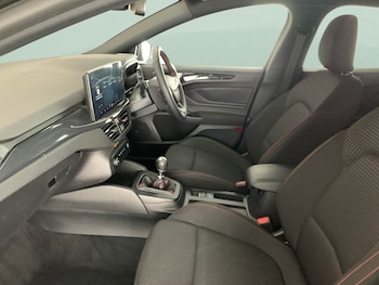 Used Ford Focus 2023 for sale - 76738421: Photo