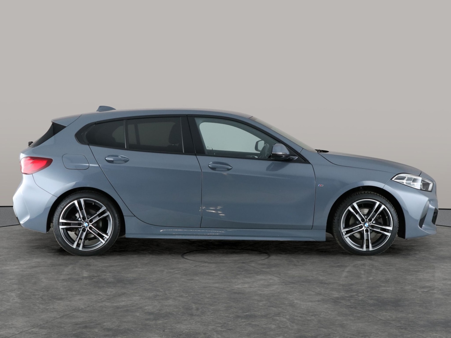 Used BMW 1 Series 2021 for sale - 76555001: Photo 8