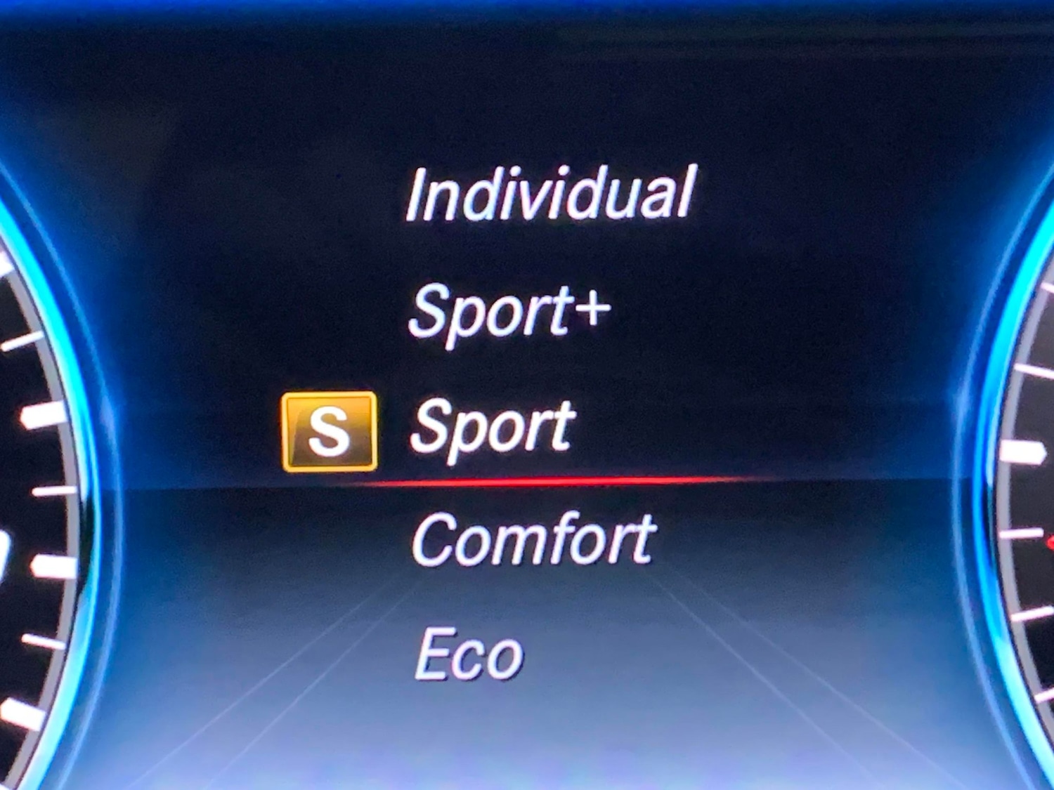 Used Mercedes-Benz E Class 2020 for sale - 76436887: Photo 26