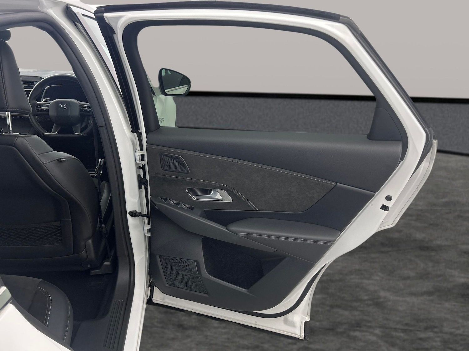 Used DS Automobiles DS 7 Crossback 2022 for sale - 77319252: Photo 21