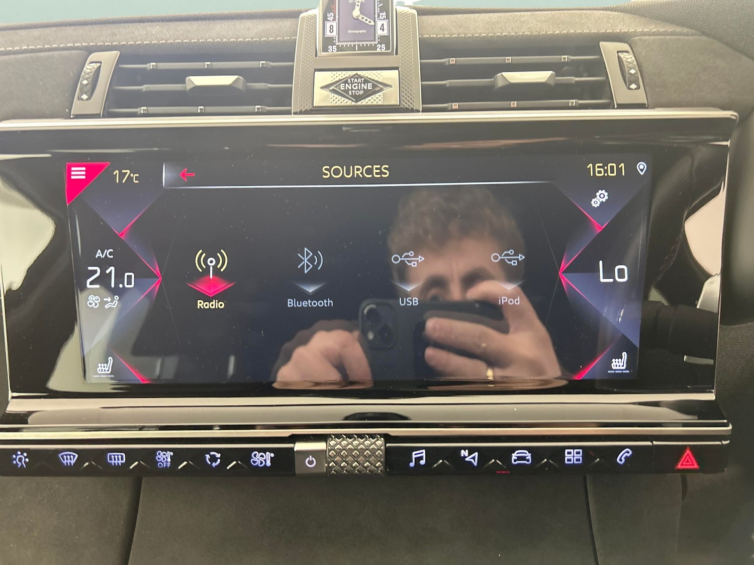 Used DS Automobiles DS 7 Crossback 2022 for sale - 77319252: Photo 24