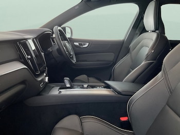 Used Volvo XC60 2022 for sale - 75817433: Photo