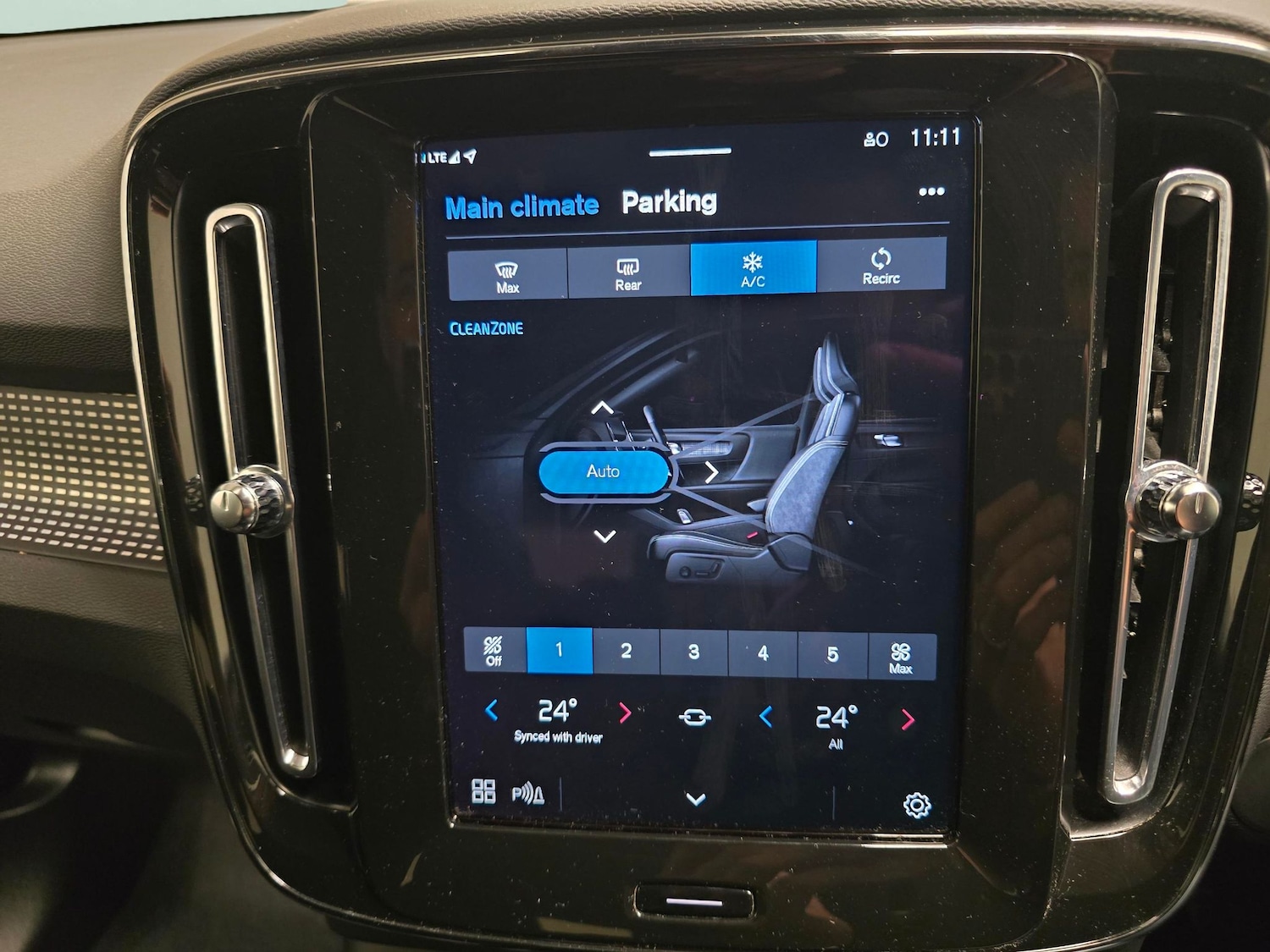 Used Volvo XC40 2021 for sale - 76777783: Photo 18