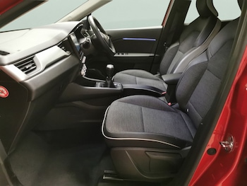 Used Renault Captur 2021 for sale - 79194651: Photo