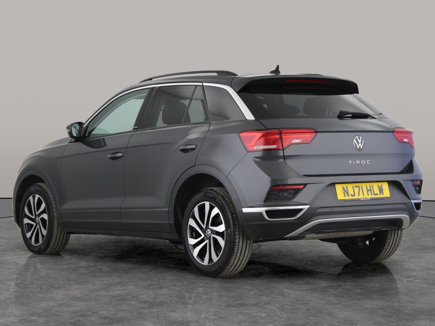 Used Volkswagen T-Roc 2021 for sale - 77244825: Photo 11