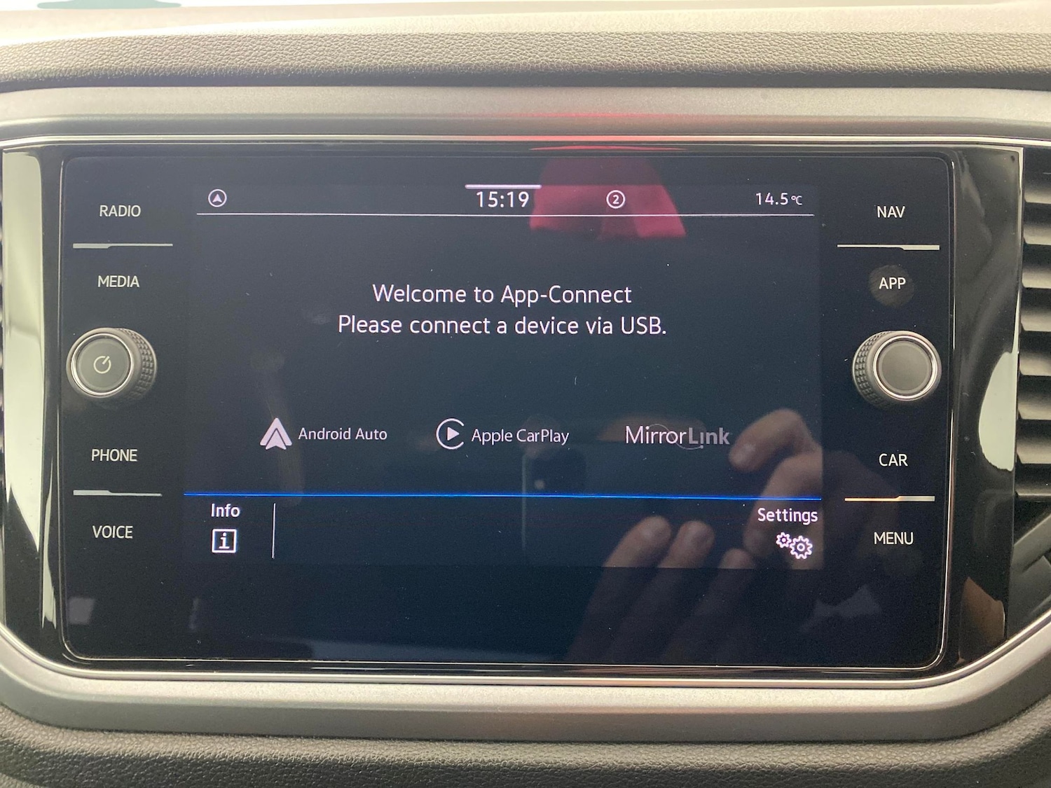 Used Volkswagen T-Roc 2021 for sale - 77244825: Photo 13