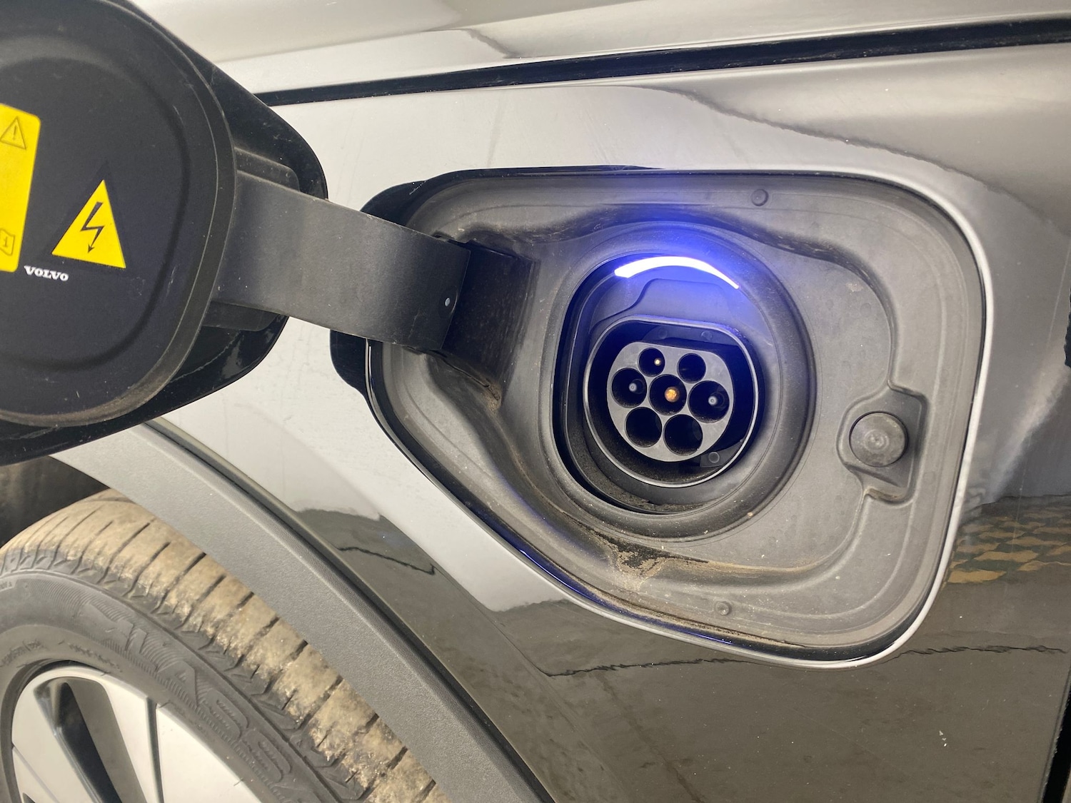 Used Volvo XC40 2023 for sale - 77896600: Photo 22