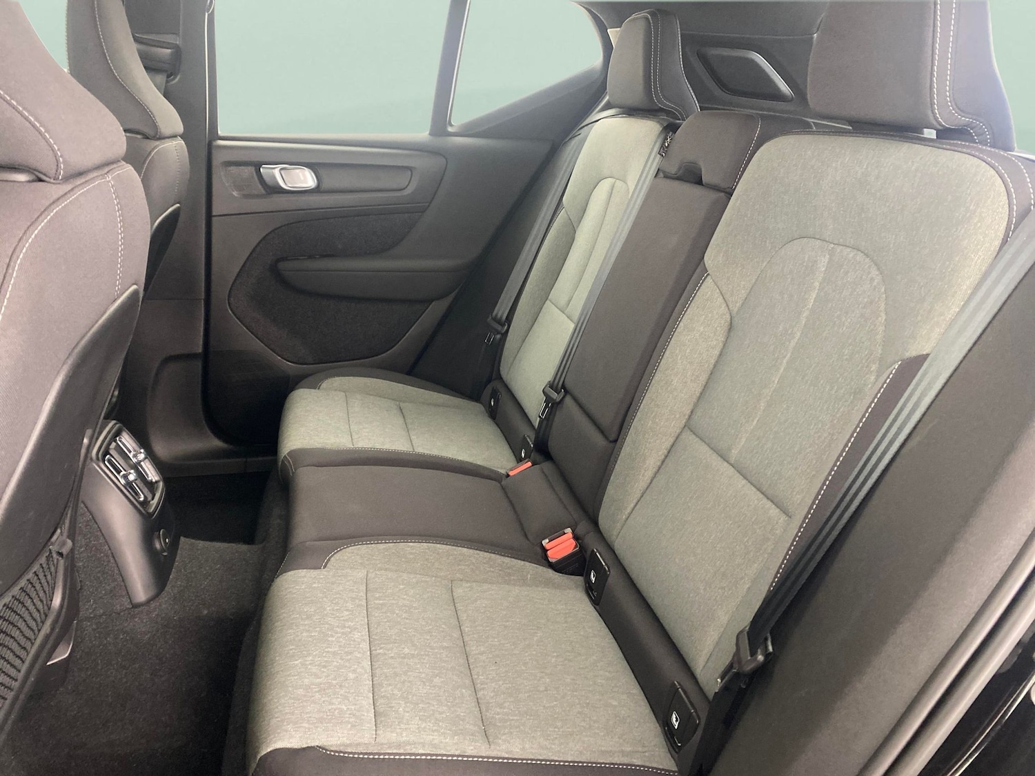 Used Volvo XC40 2023 for sale - 77896600: Photo 25