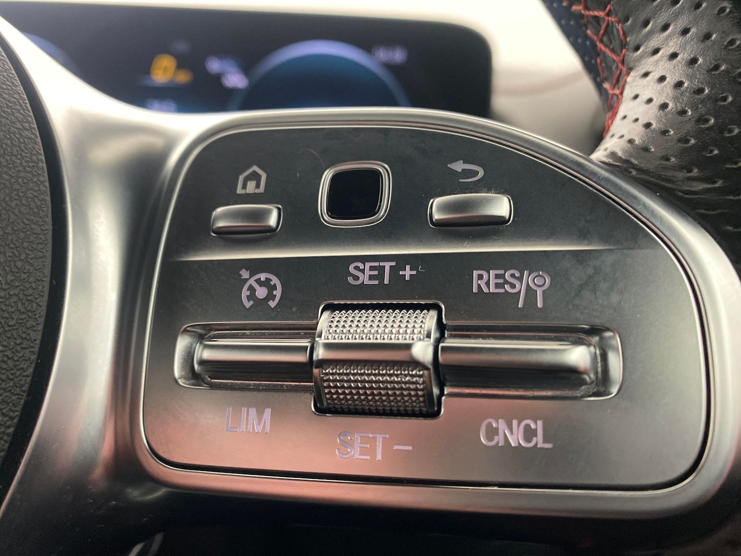 Used Mercedes-Benz EQB 2022 for sale - 77170981: Photo 19