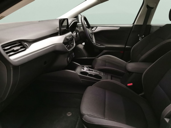 Used Ford Focus 2020 for sale - 76159327: Photo 5