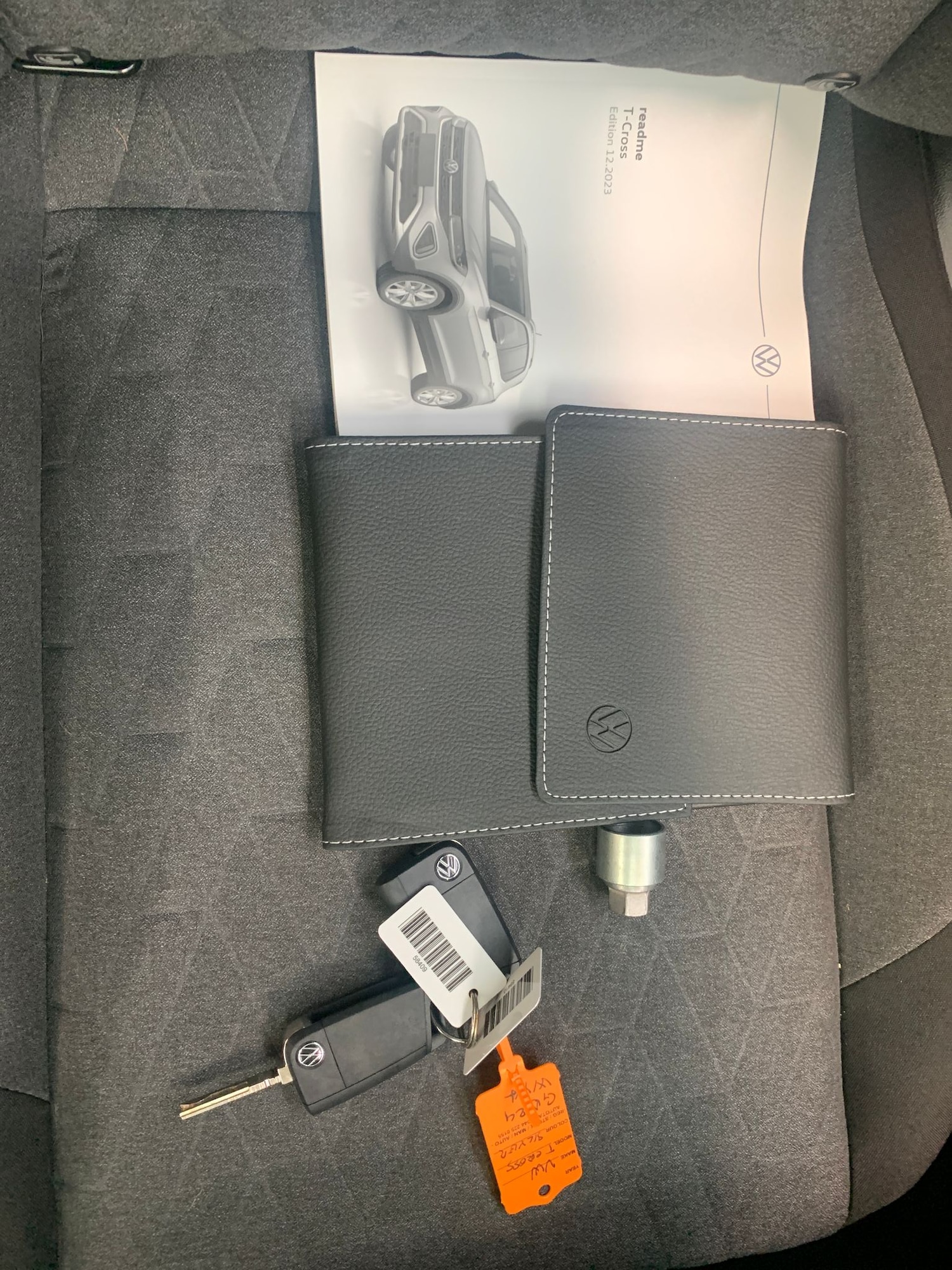 Used Volkswagen T-Cross 2024 for sale - 76668730: Photo 28