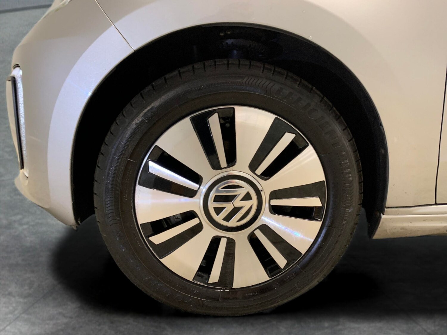 Used Volkswagen up! for sale - 77846189: Photo 17