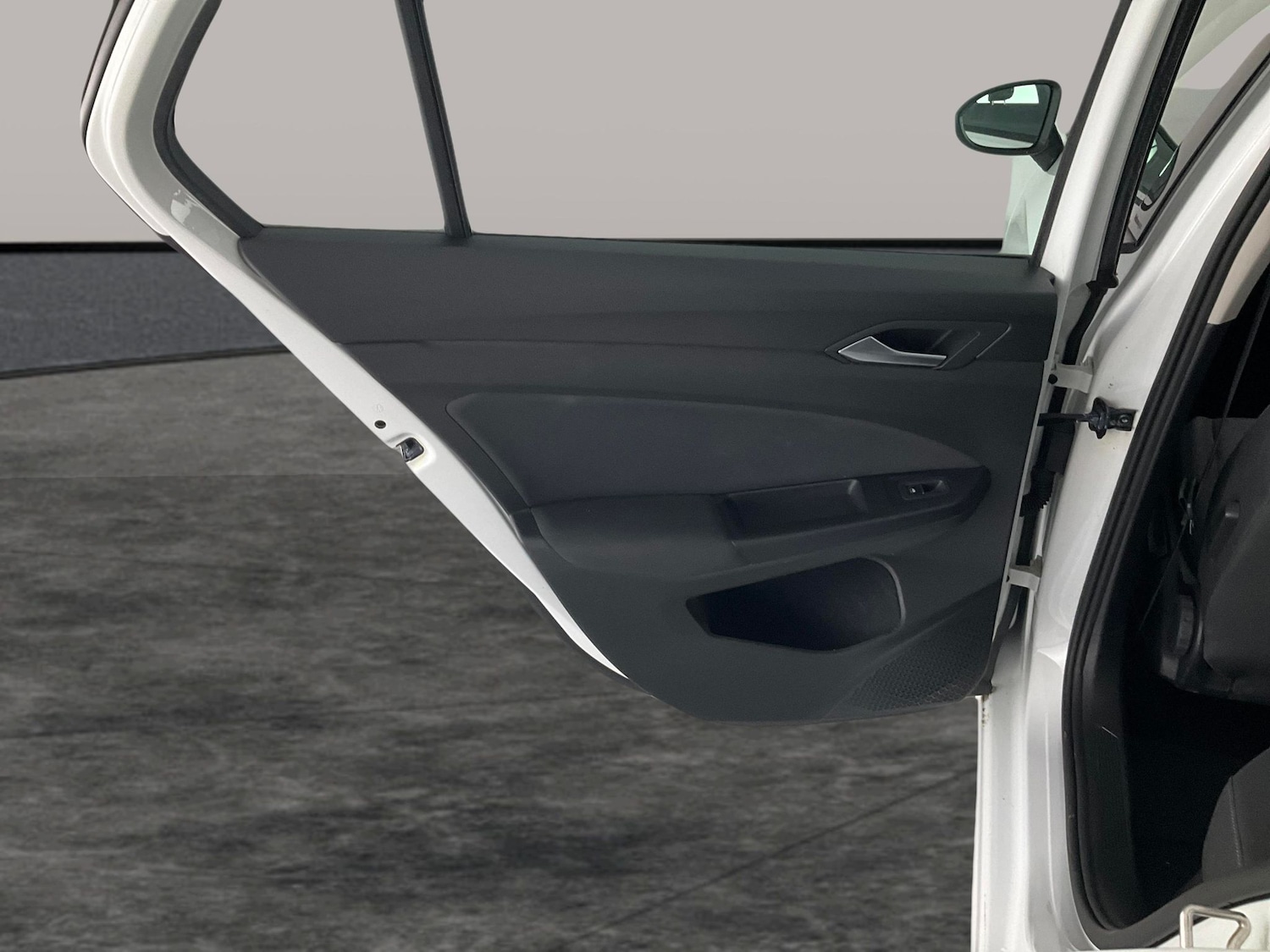 Used Volkswagen Golf 2021 for sale - 76590007: Photo 27