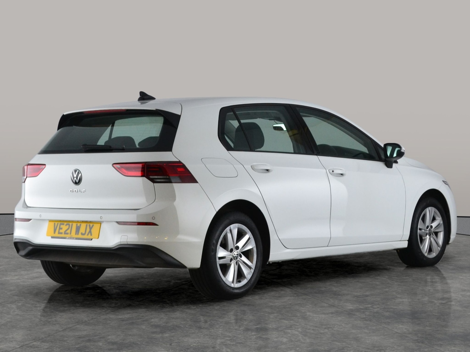 Used Volkswagen Golf 2021 for sale - 76590007: Photo 9