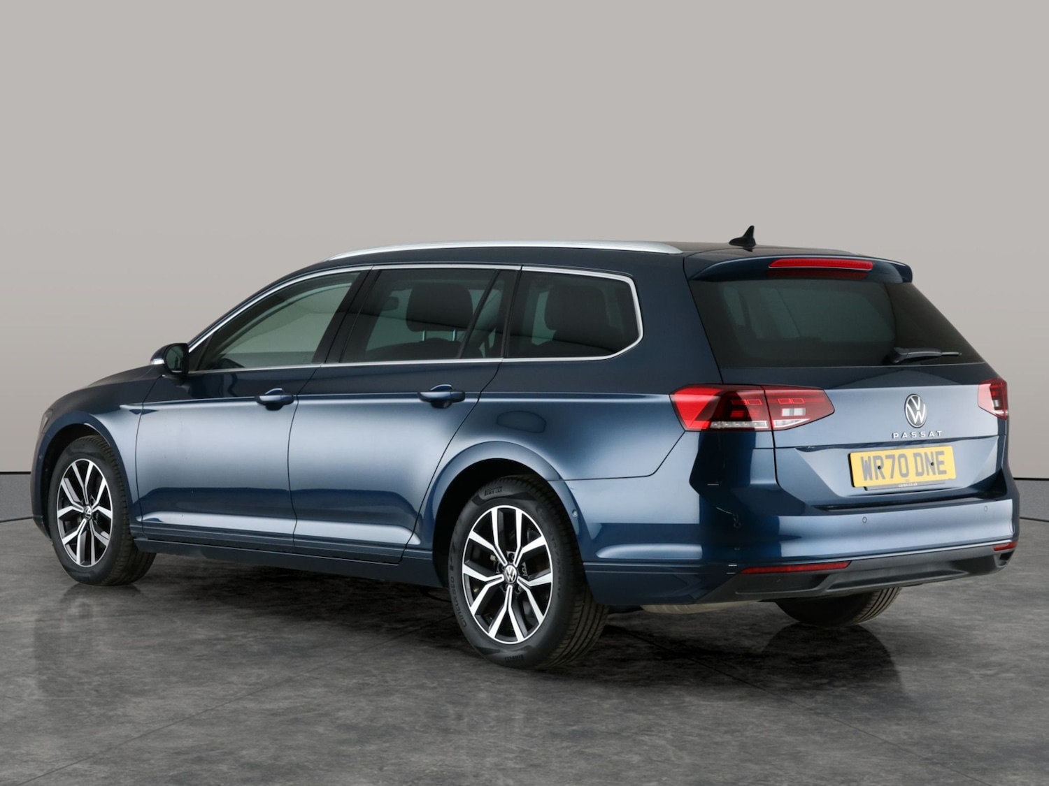 Used Volkswagen Passat 2020 for sale - 76105235: Photo 17