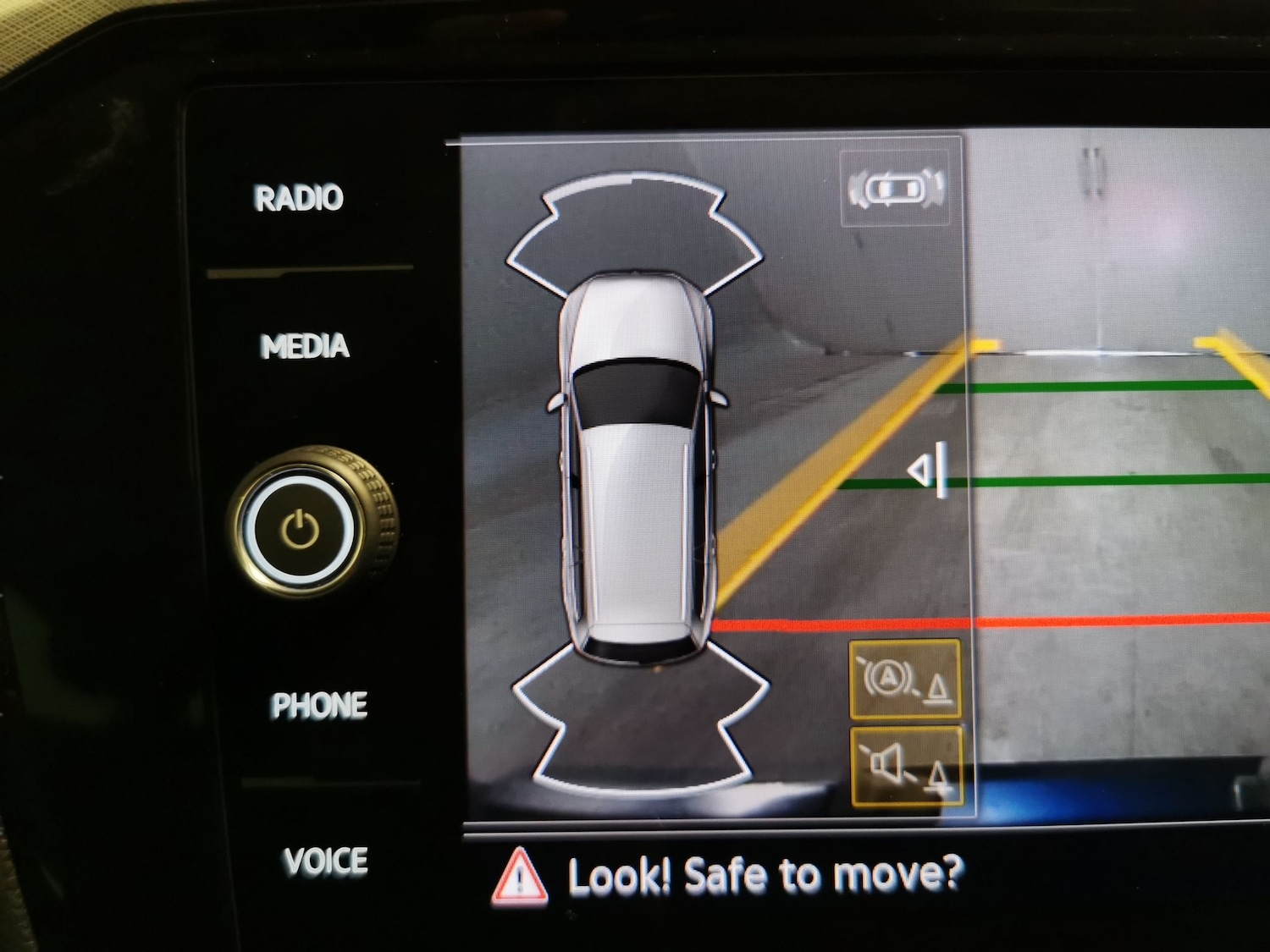 Used Volkswagen Passat 2020 for sale - 76105235: Photo 24