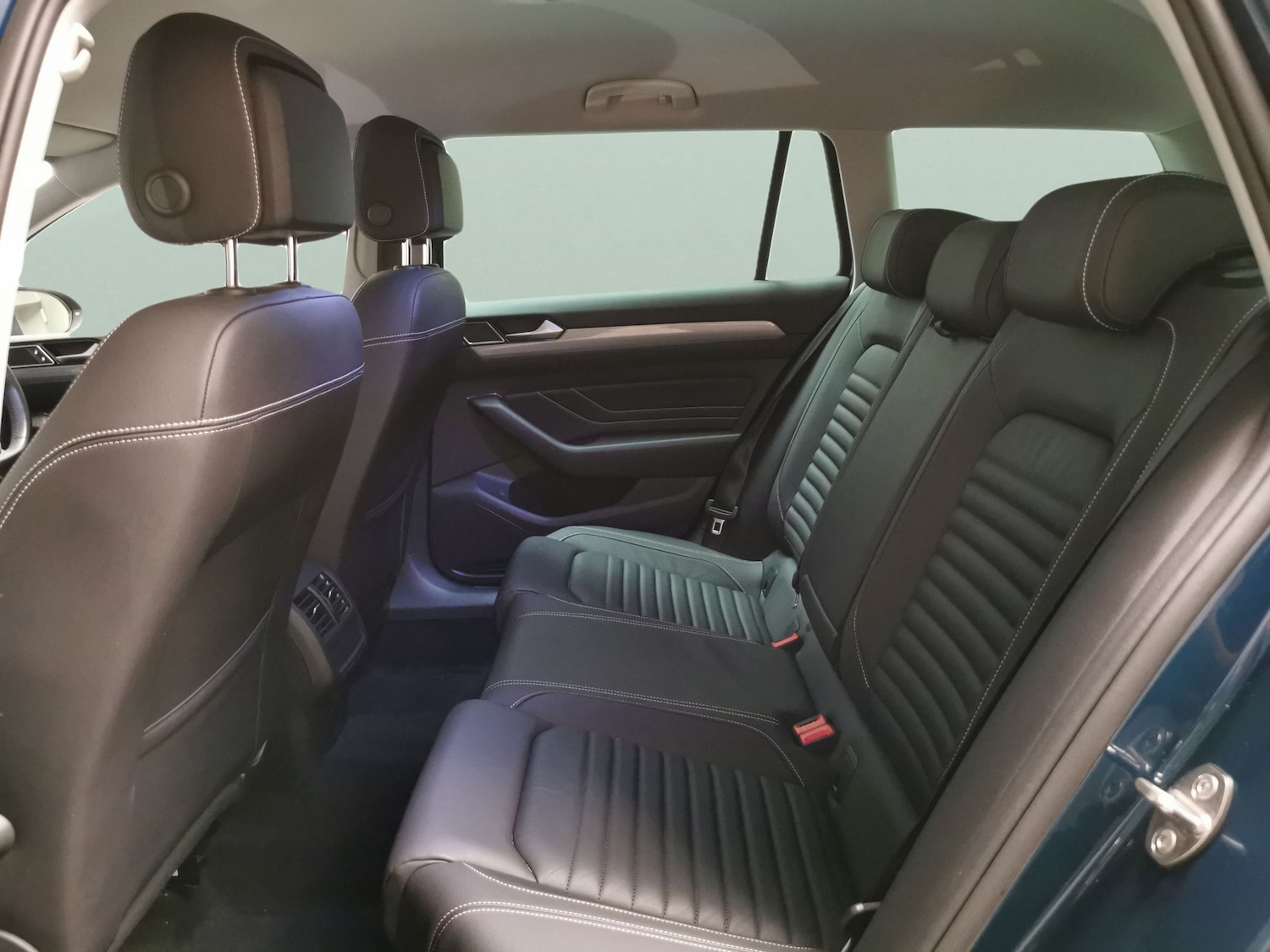 Used Volkswagen Passat 2020 for sale - 76105235: Photo 34