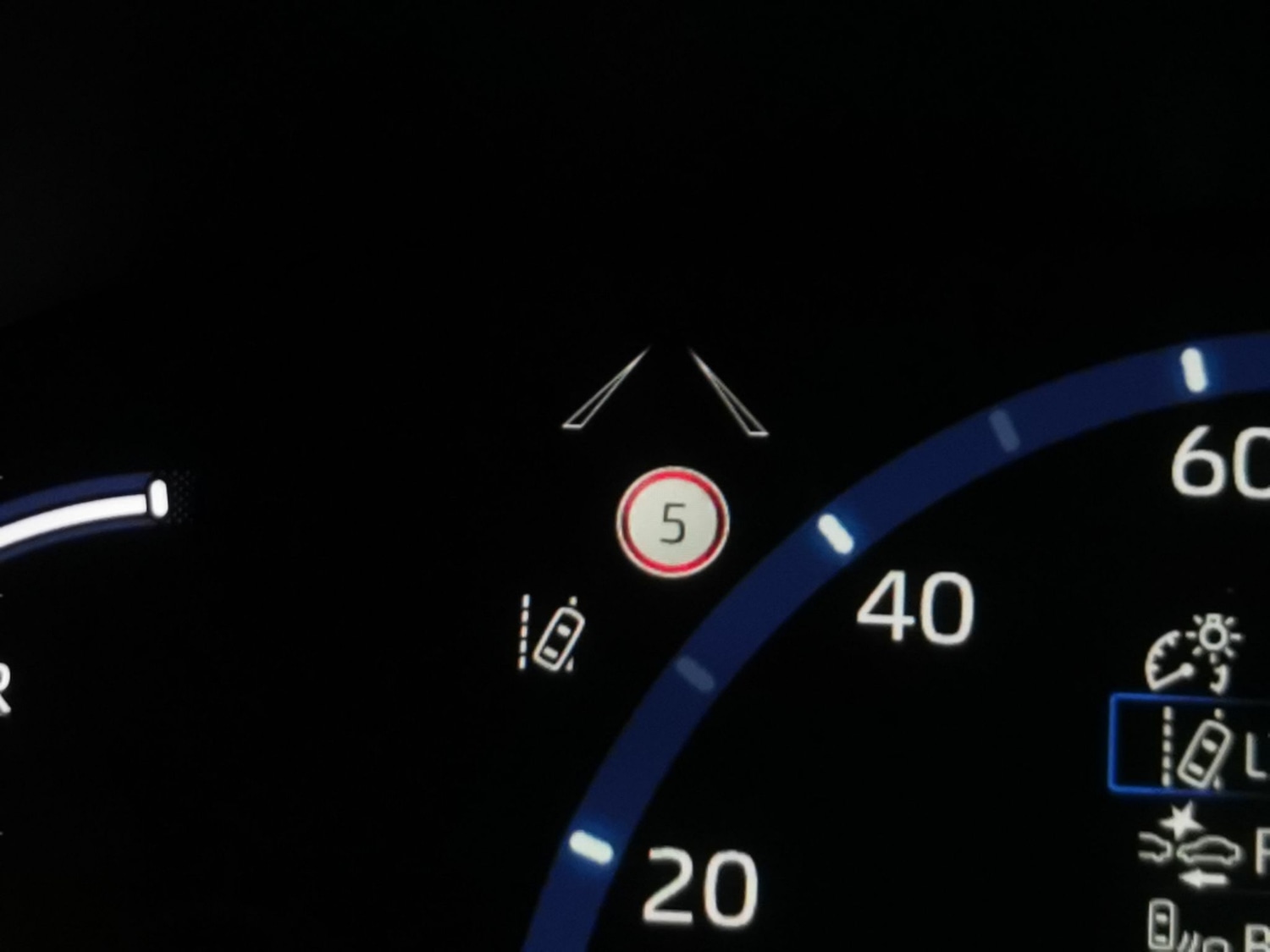 Used Toyota Yaris Cross 2024 for sale - 77234394: Photo 23