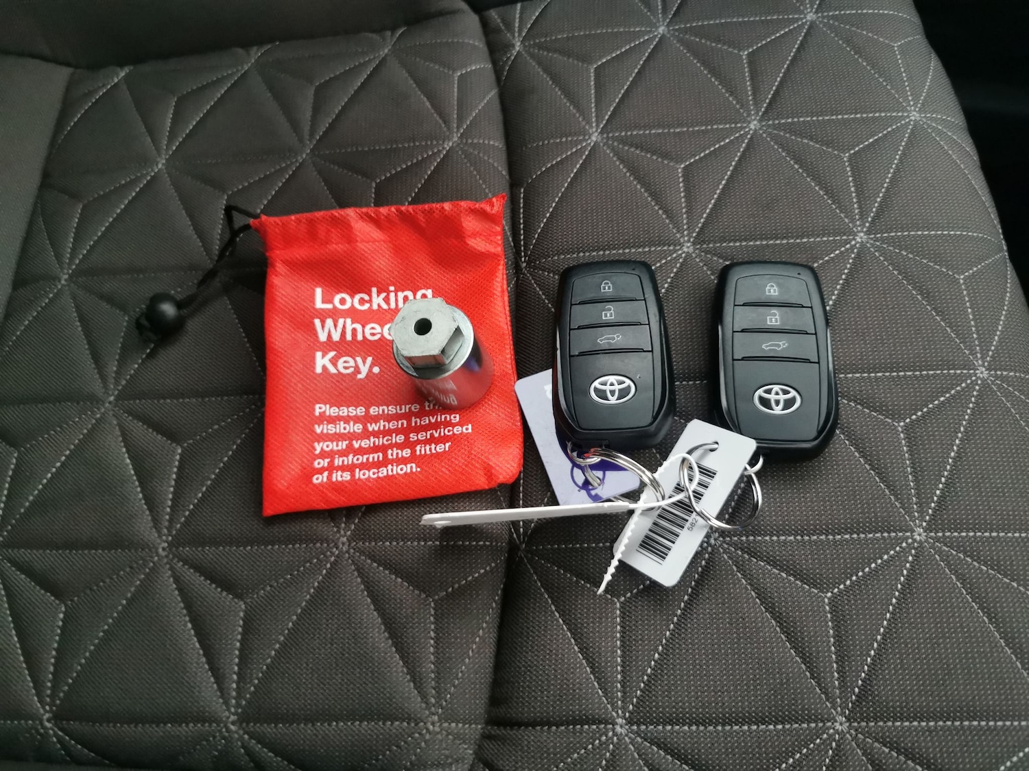 Used Toyota Yaris Cross 2024 for sale - 77234394: Photo 36