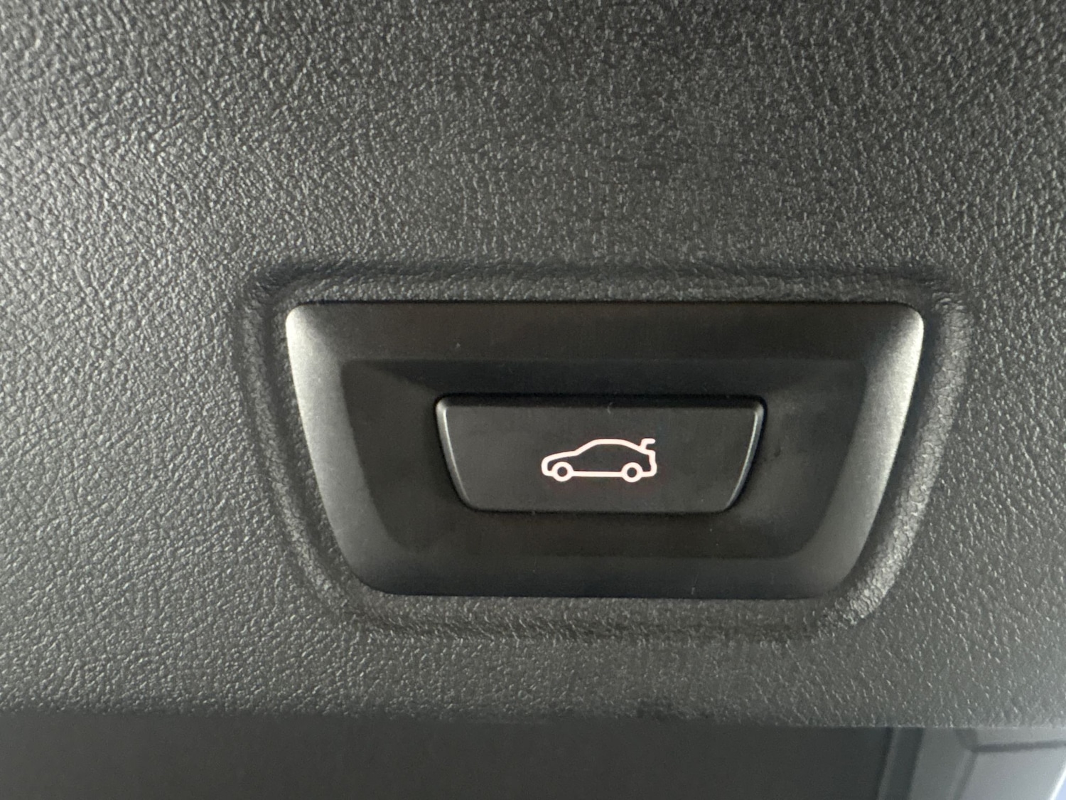 Used BMW i4 2023 for sale - 78180657: Photo 24