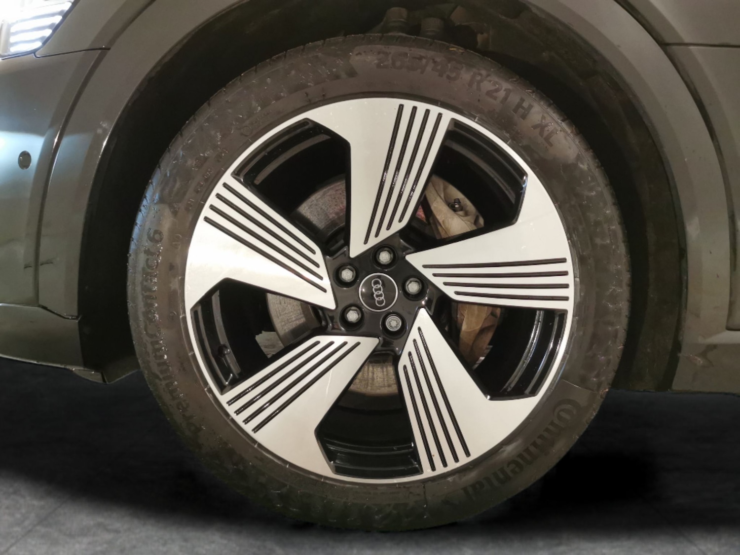 Used Audi e-tron 2021 for sale - 77234395: Photo 23