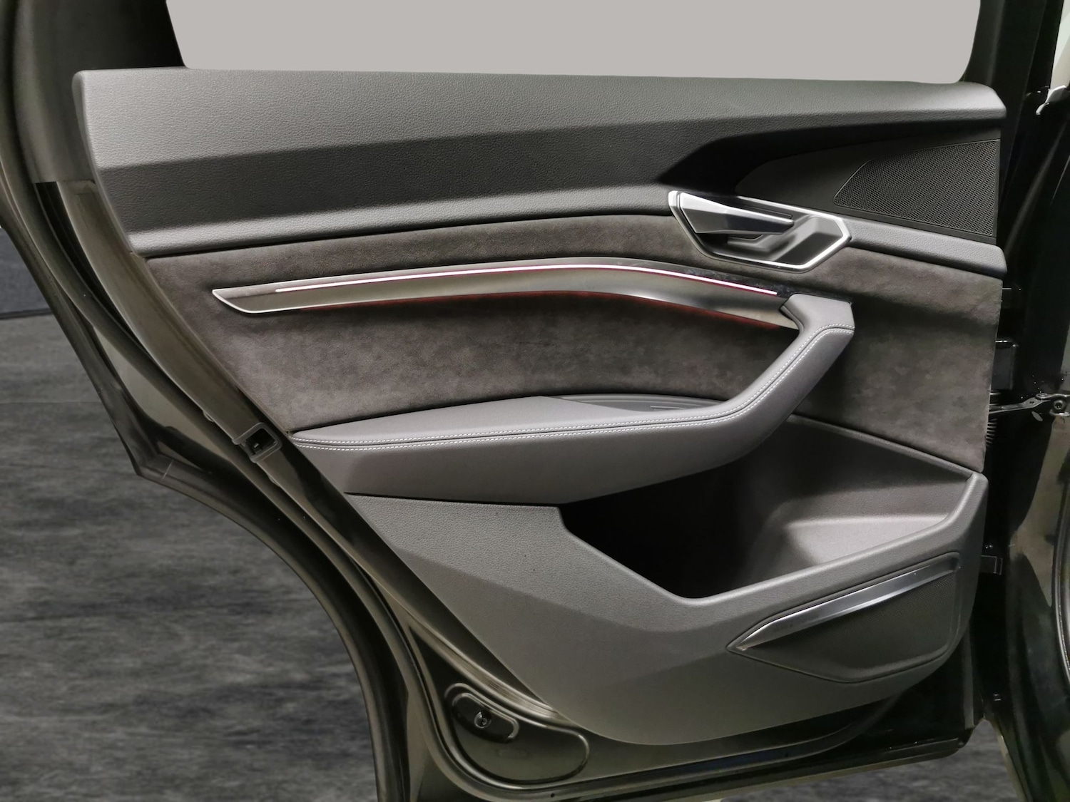 Used Audi e-tron 2021 for sale - 77234395: Photo 28