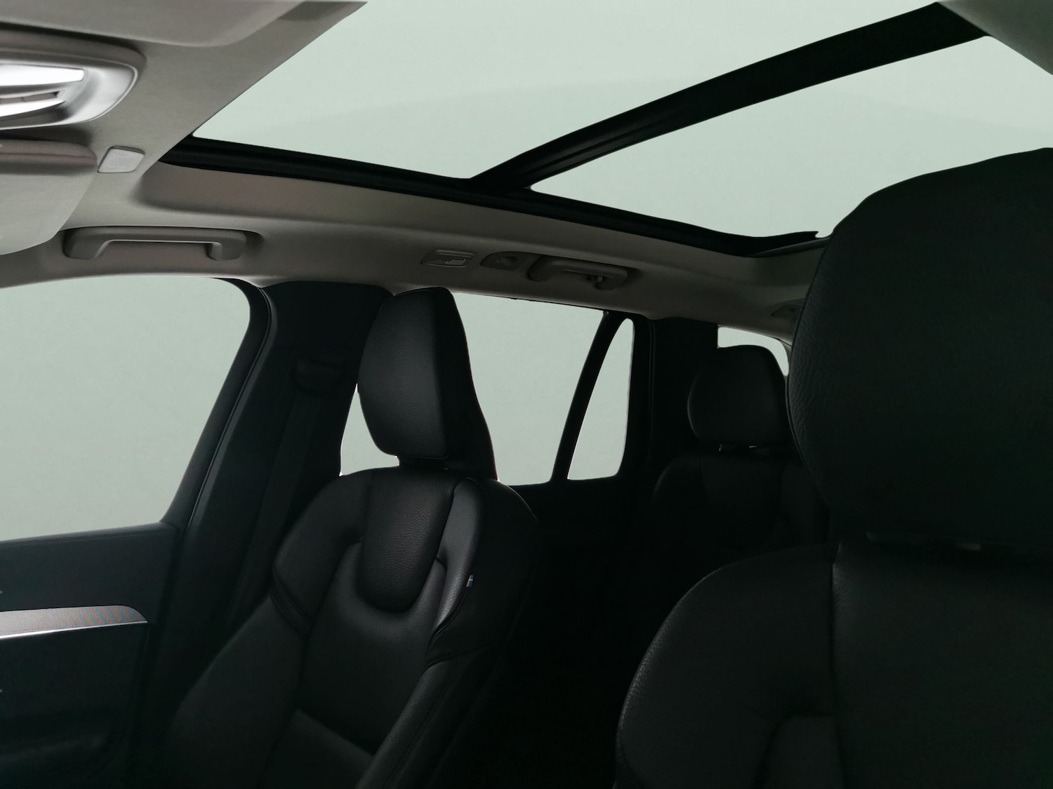 Used Volvo XC90 2022 for sale - 76978198: Photo 5