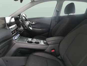 Used Hyundai KONA 2023 for sale - 79582912: Photo