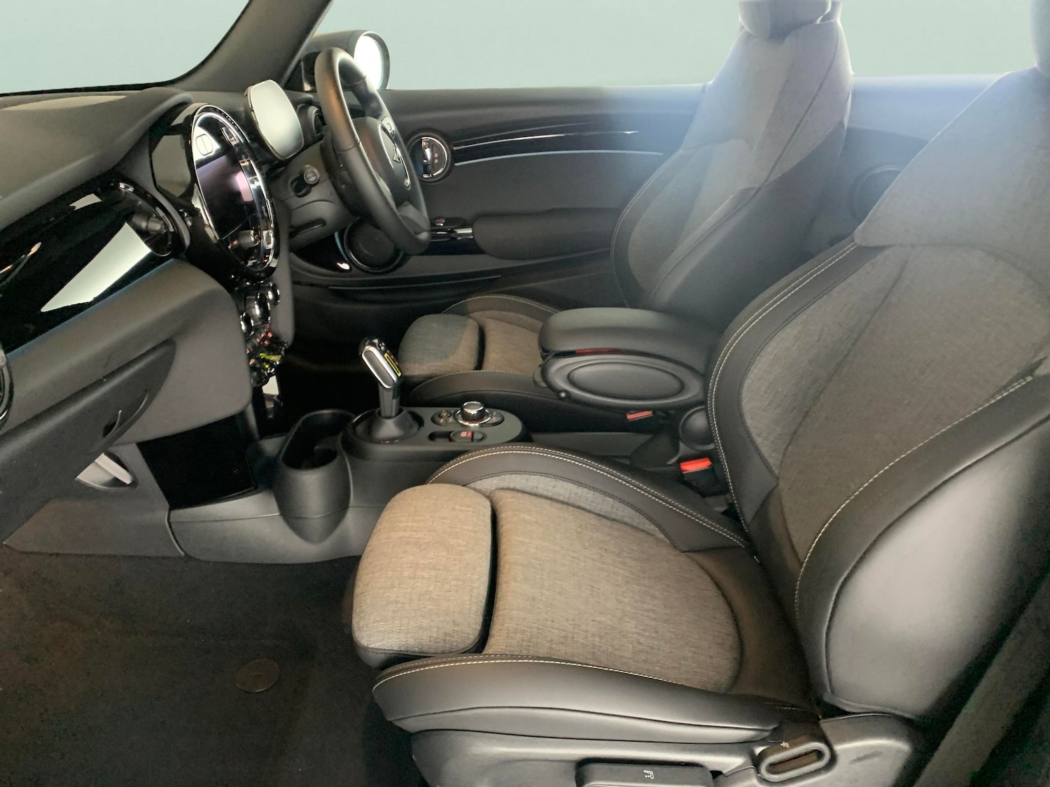 Used MINI Hatch 2022 for sale - 77269790: Photo 4