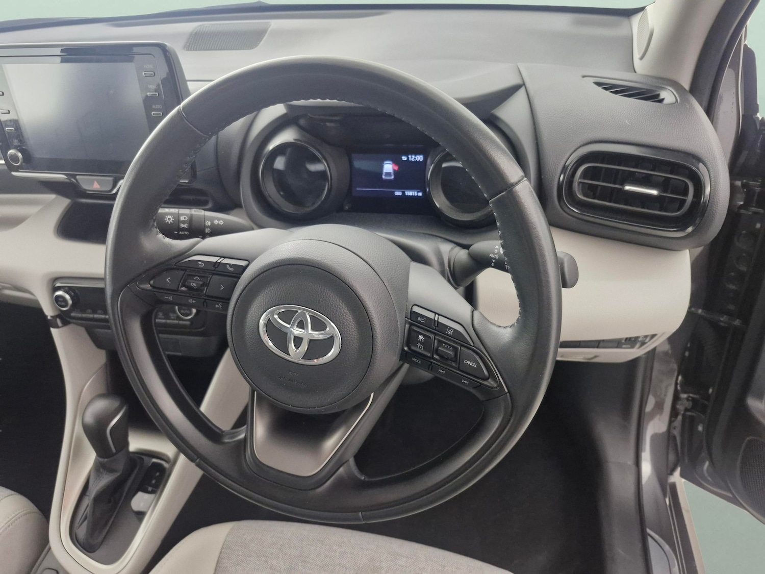 Used Toyota Yaris for sale - 76491925: Photo 20