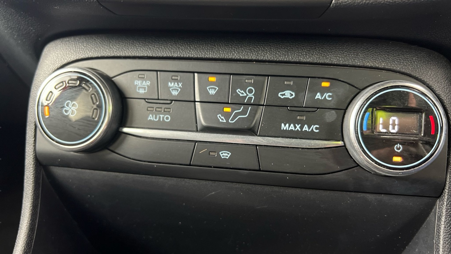 Used Ford Fiesta 2020 for sale - 76578026: Photo 25