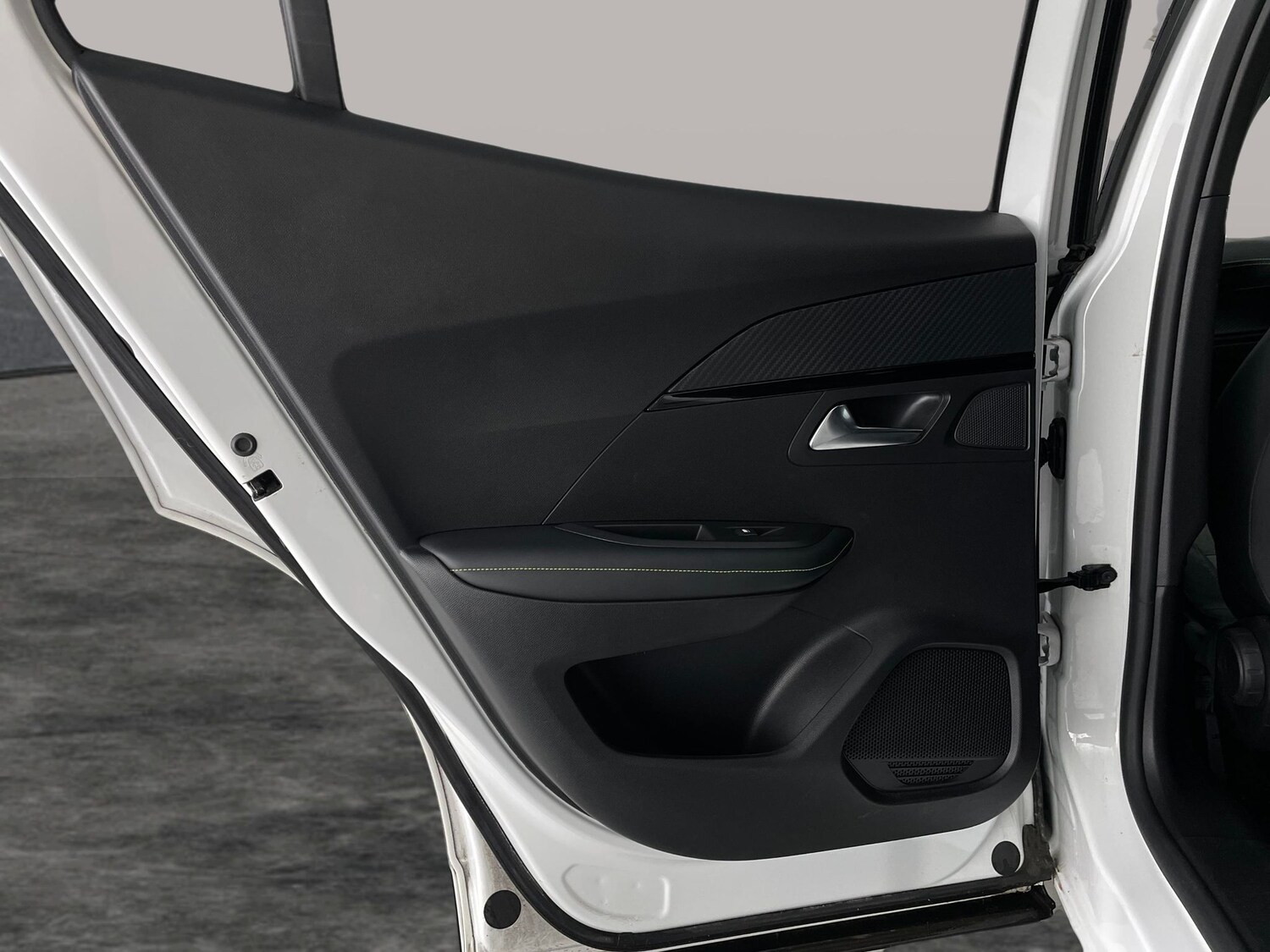 Used Peugeot 2008 2021 for sale - 77715939: Photo 33