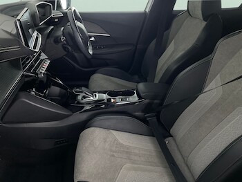 Used Peugeot 2008 2021 for sale - 77715939: Photo