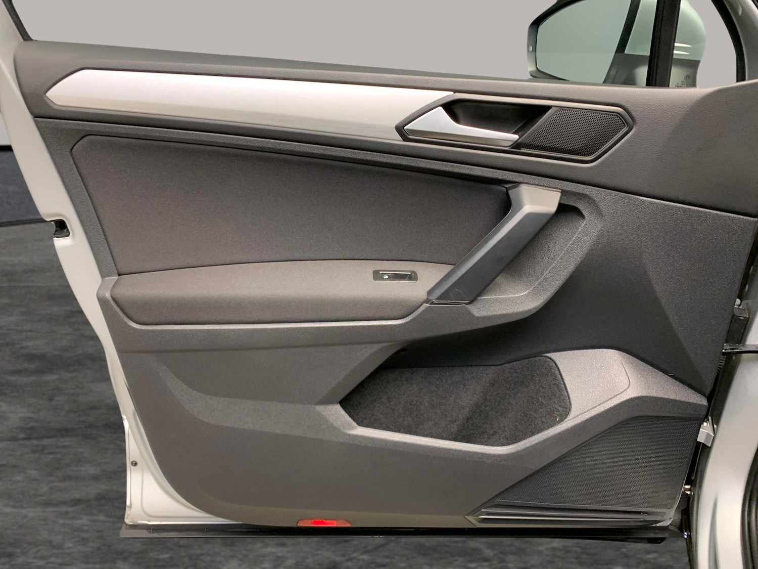 Used Volkswagen Tiguan 2019 for sale - 77701769: Photo 25