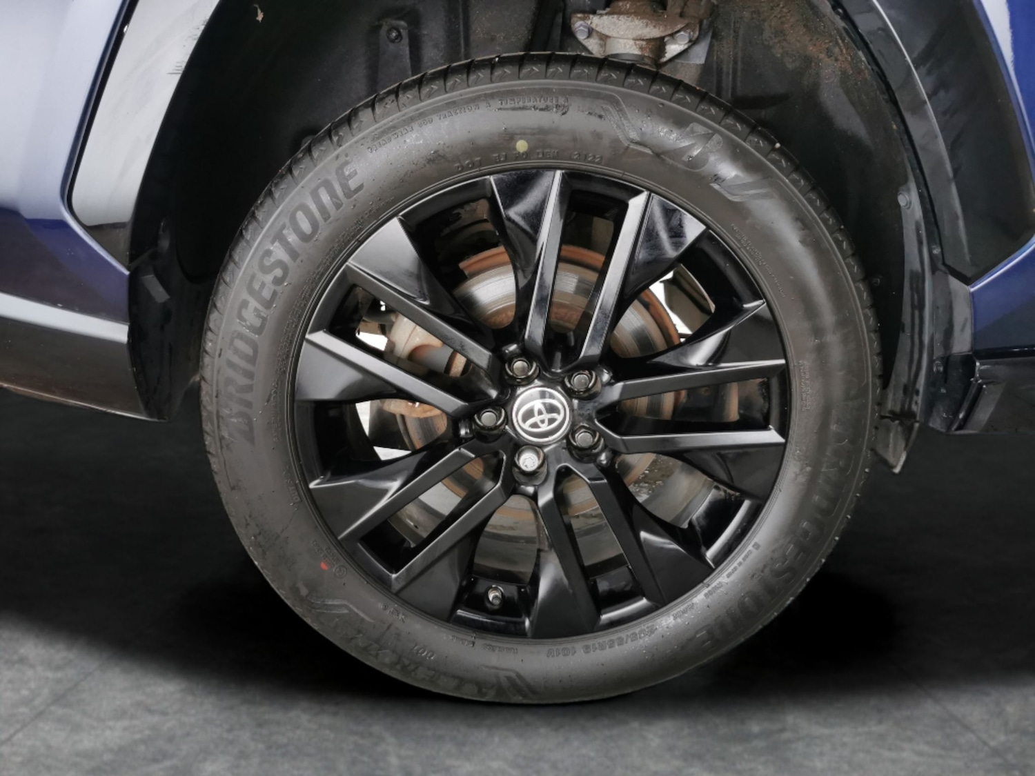 Used Toyota RAV4 2022 for sale - 76943105: Photo 24