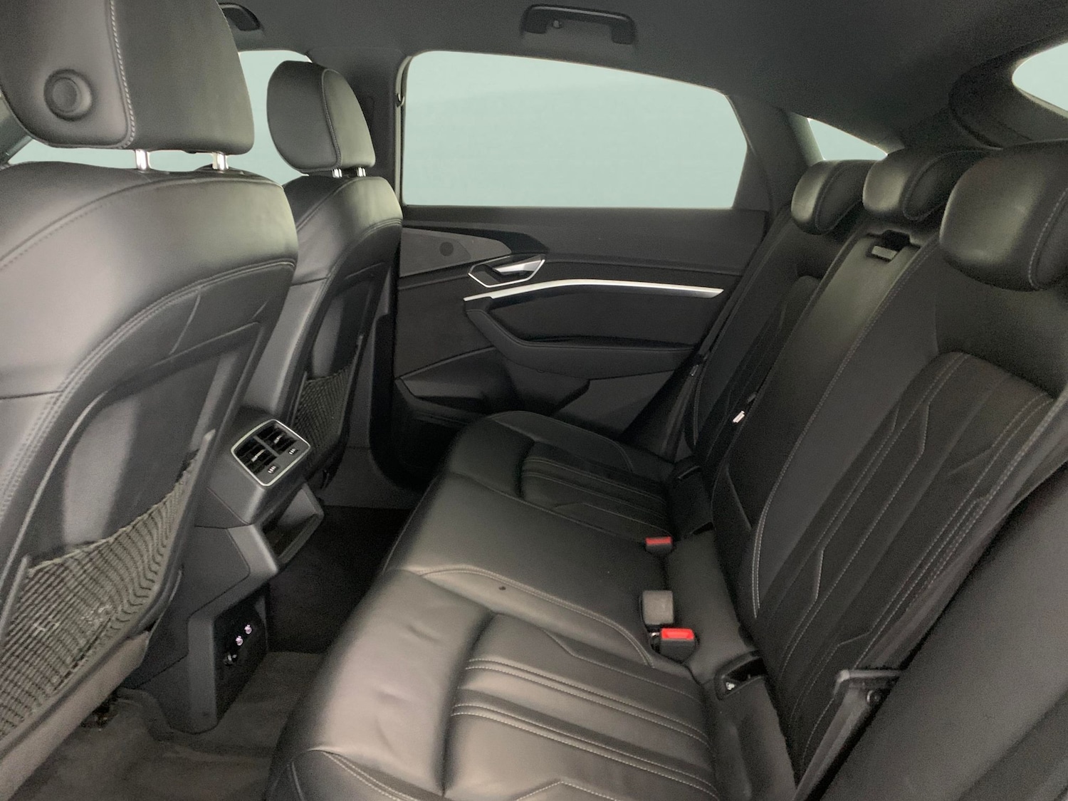 Used Audi e-tron 2021 for sale - 76638504: Photo 32