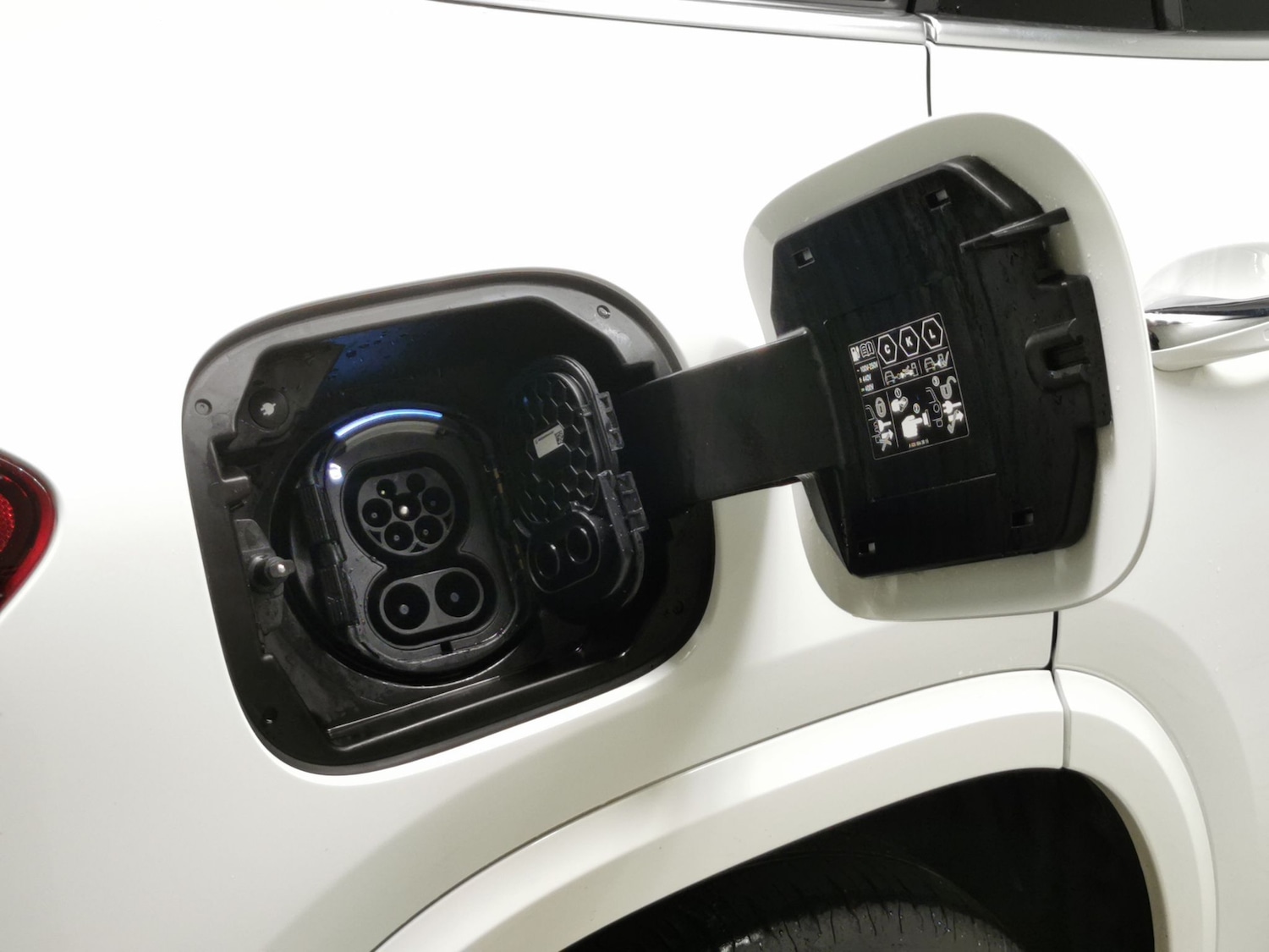 Used Mercedes-Benz GLA 2024 for sale - 77979327: Photo 32