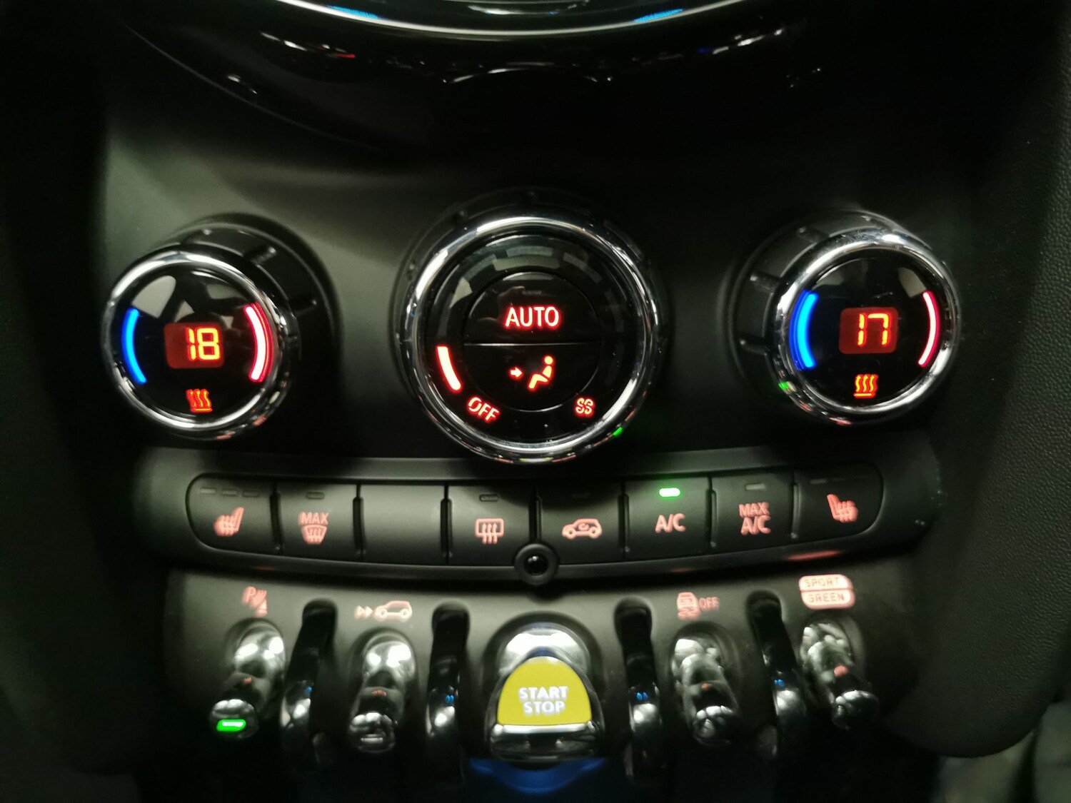 Used MINI Hatch 2023 for sale - 77718423: Photo 17