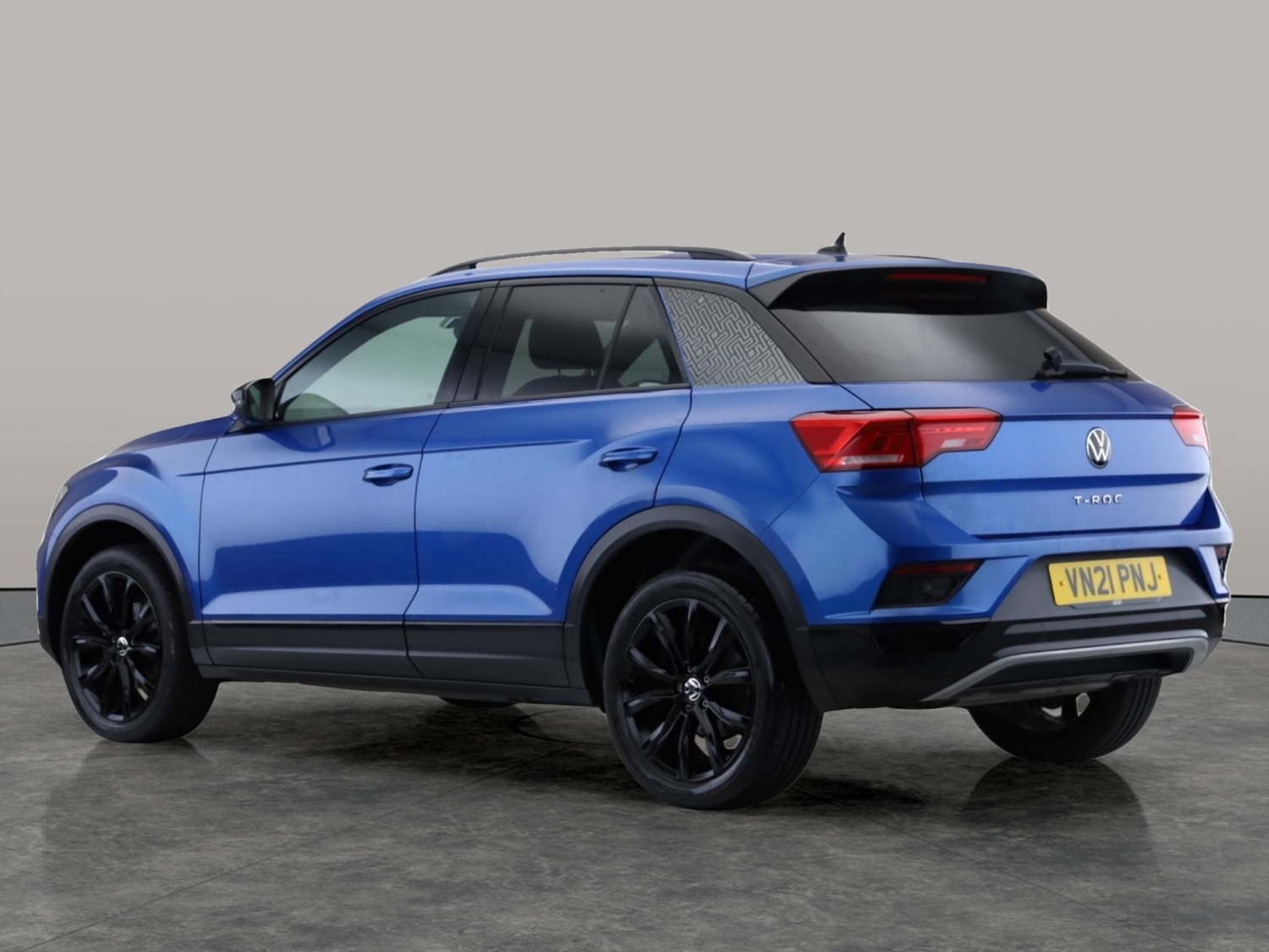 Used Volkswagen T-Roc 2021 for sale - 76159316: Photo 10