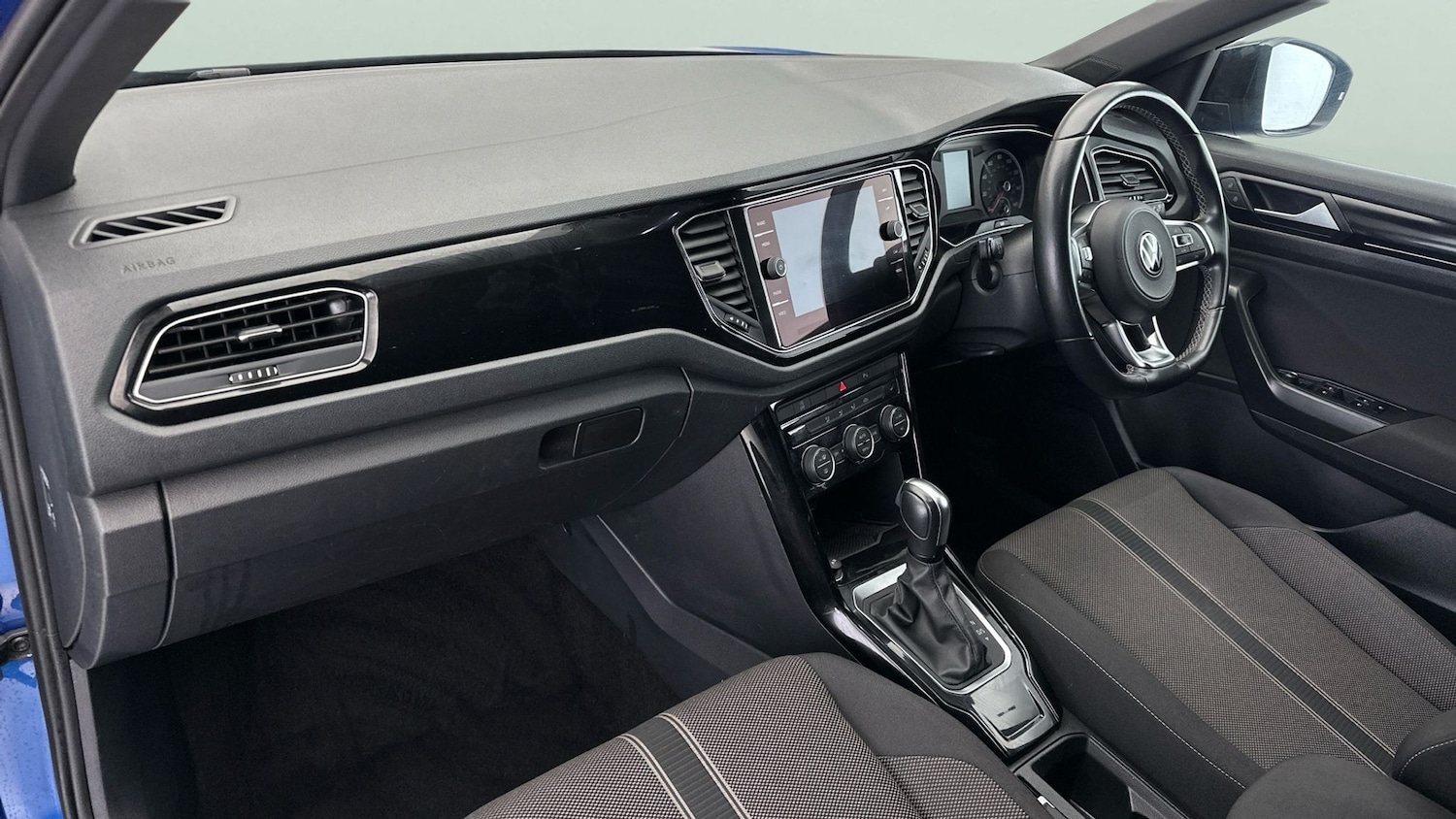 Used Volkswagen T-Roc 2021 for sale - 76159316: Photo 17