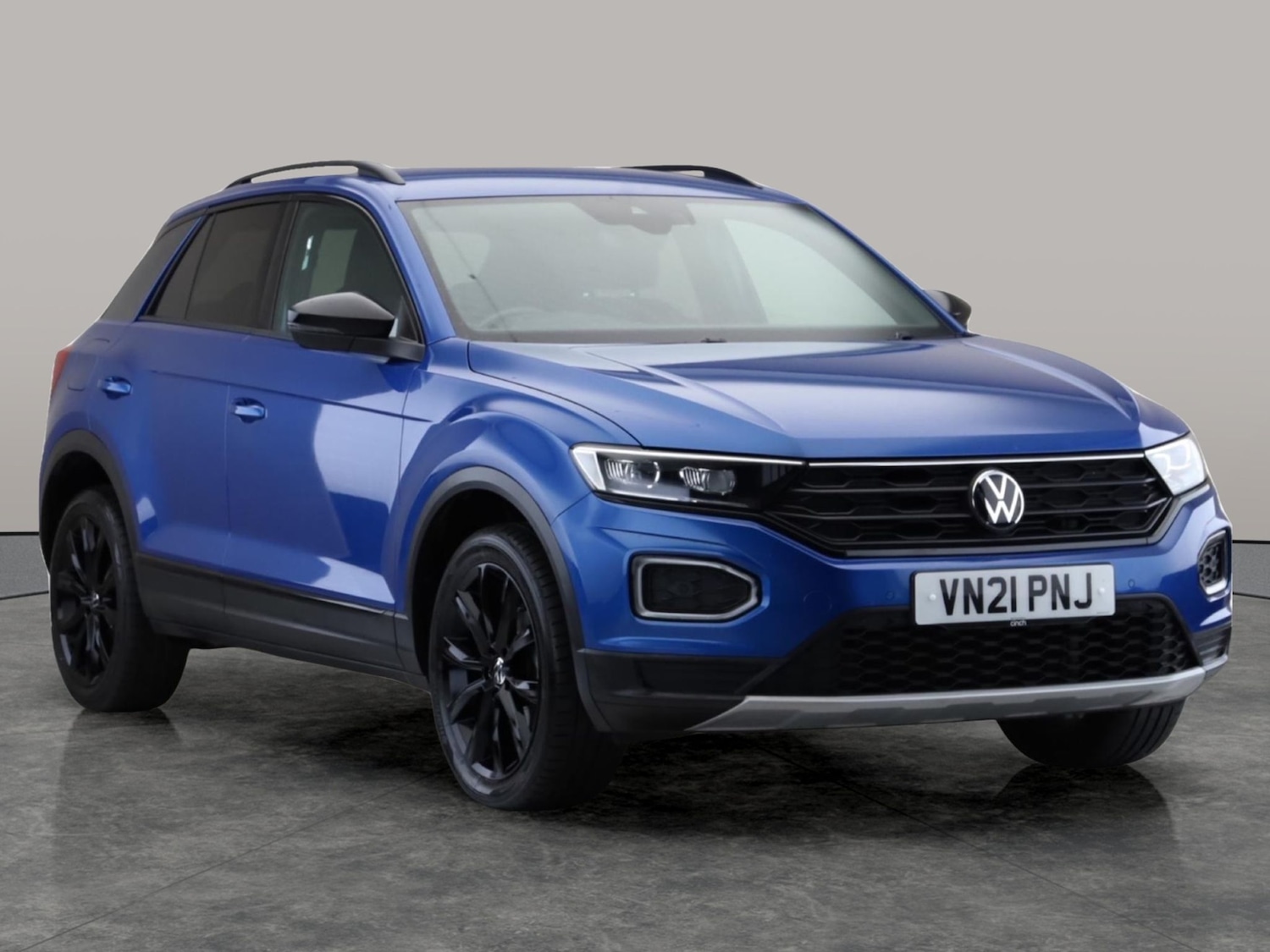 Used Volkswagen T-Roc 2021 for sale - 76159316: Photo 5