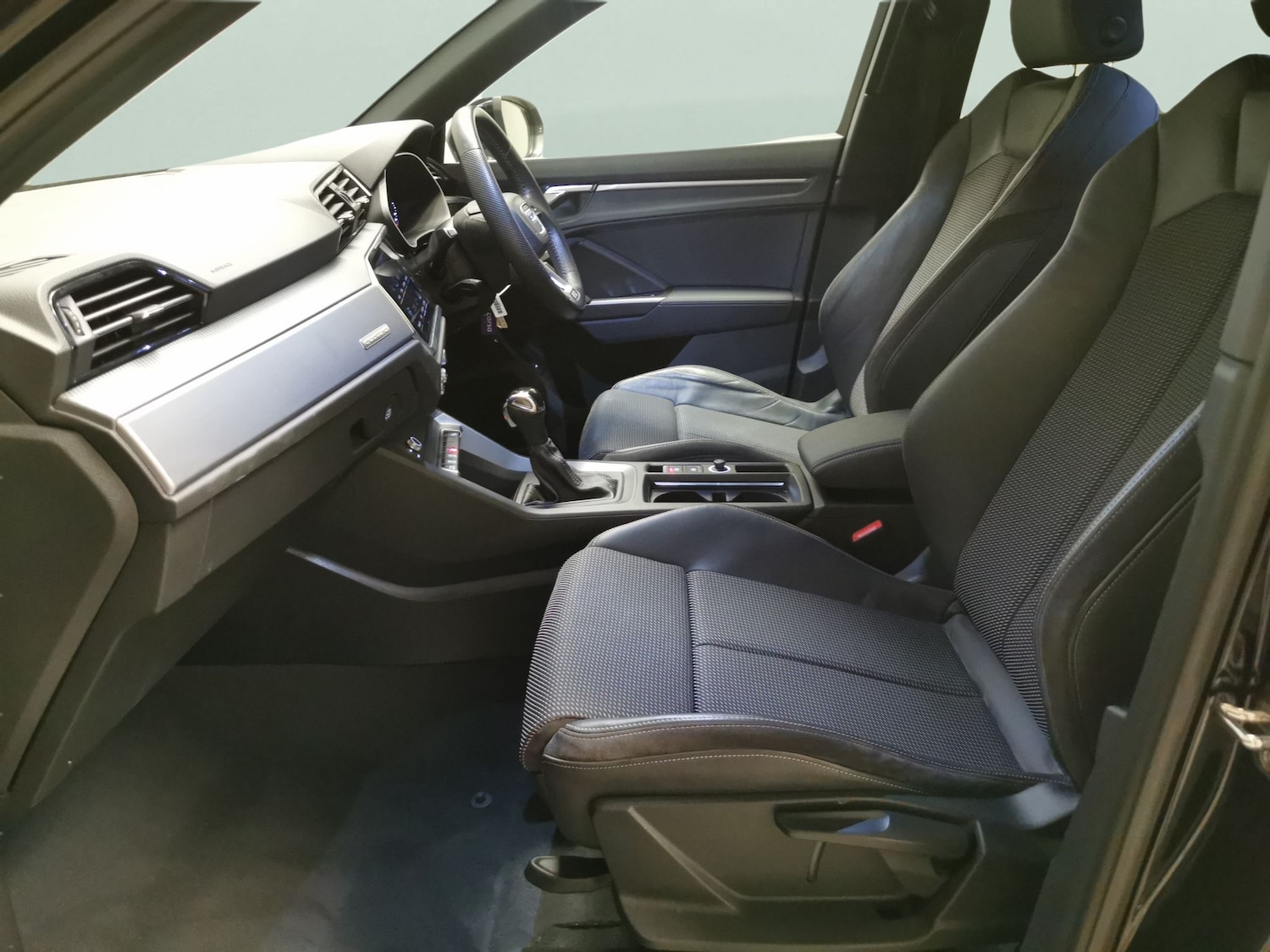 Used Audi Q3 2020 for sale - 76851508: Photo 4